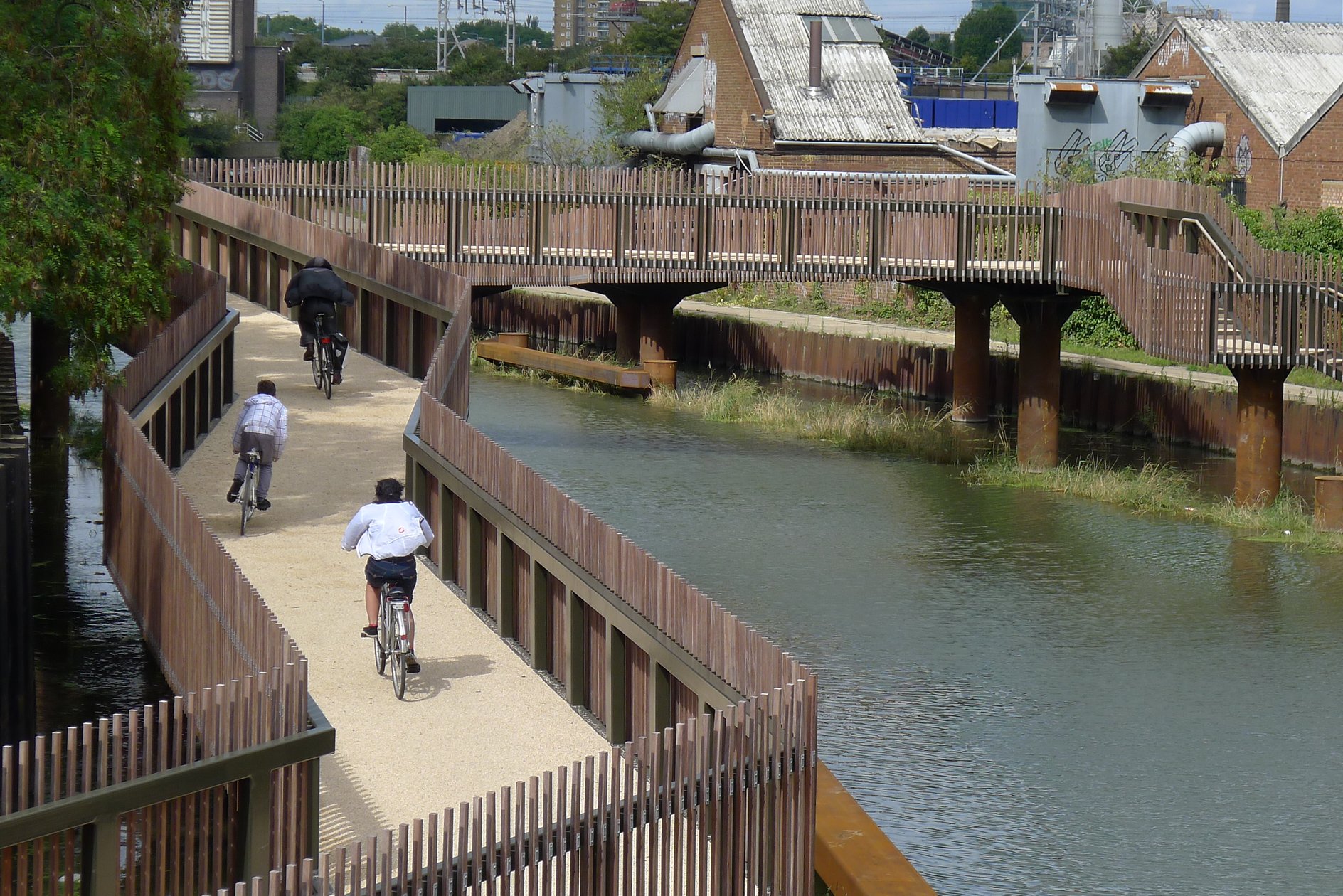 Award Winning Cycle Bridge and ramps - Ref 3523